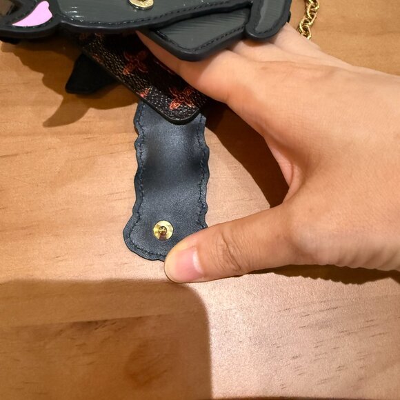 Louis Vuitton Calfskin Epi Catogram Dog Card Holder Gris - Picture 7 of 8